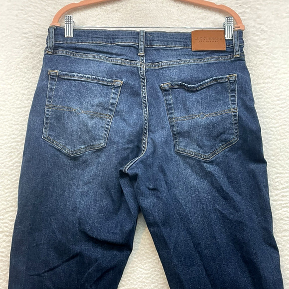 Lucky Brand Jeans 34x32 Blue 410 Athletic Straight Mid Rise Denim Medium Wash - Picture 6 of 15
